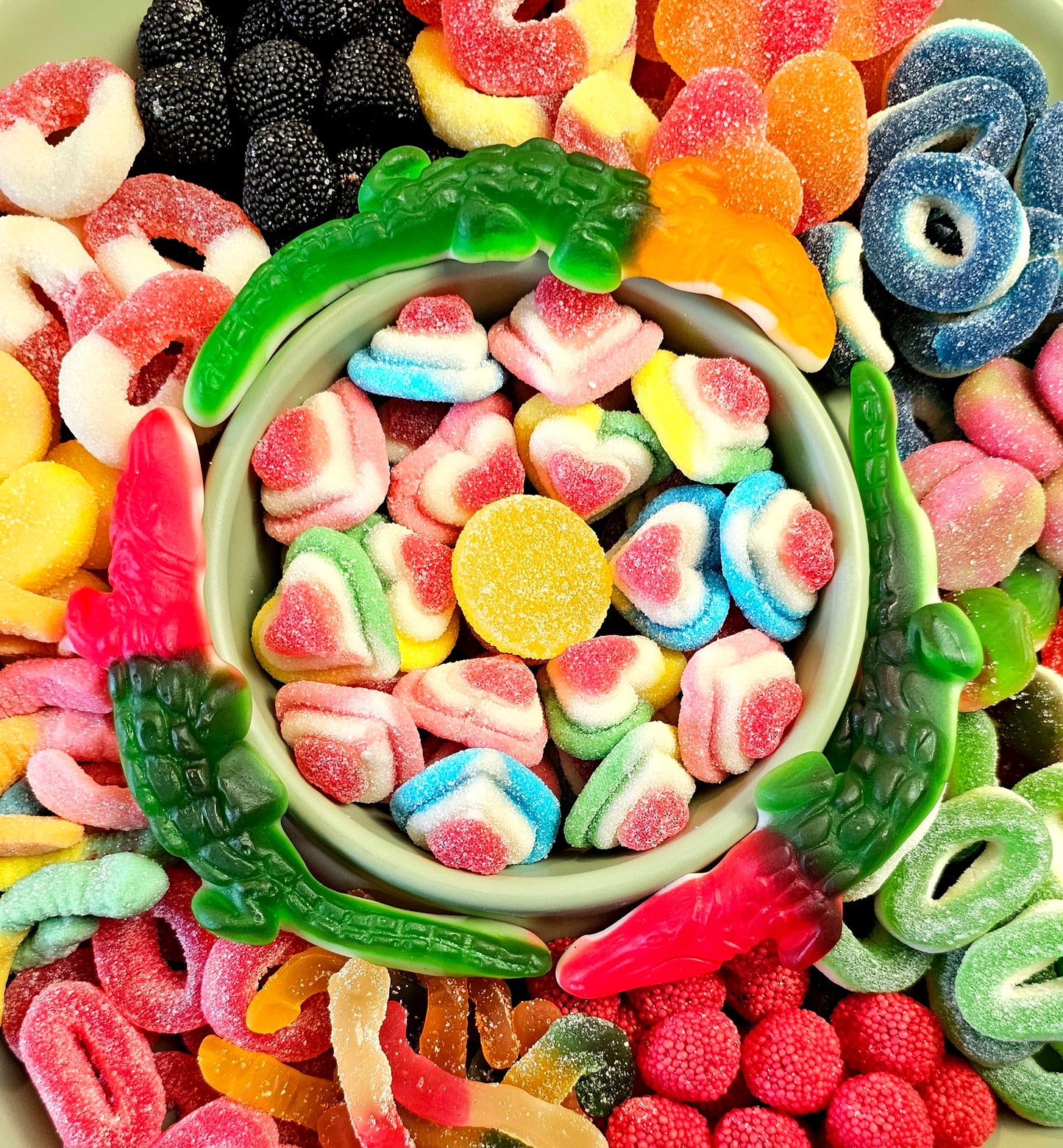Candy Delight Round Plate